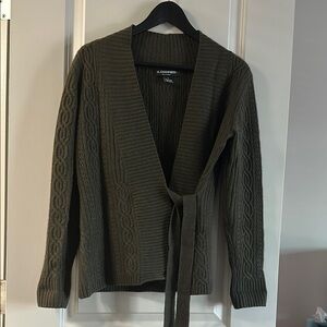A. Giannetti Cashmere Sweater - olive green